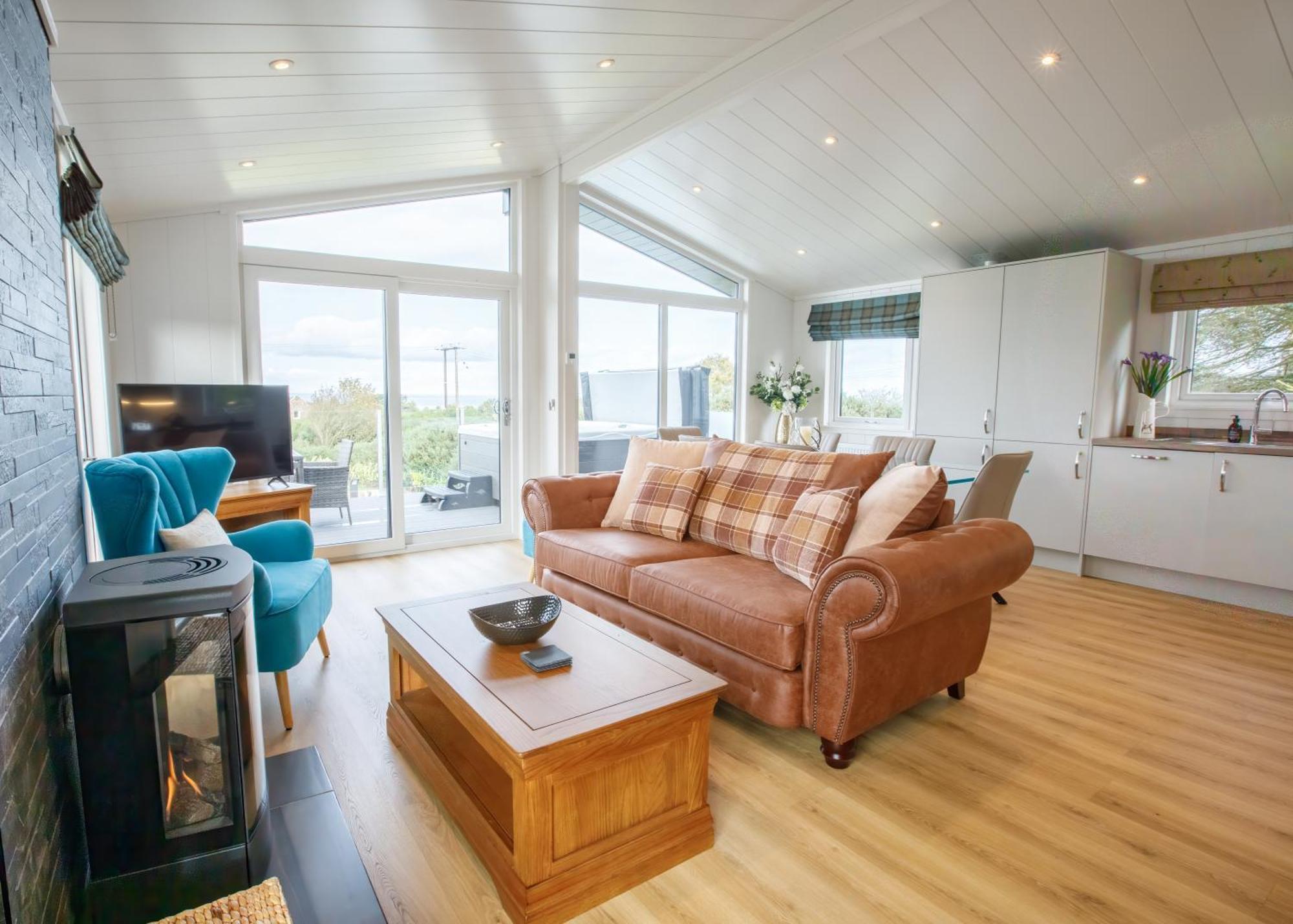 Drumcarrow Luxury Lodges 圣安德鲁斯 外观 照片
